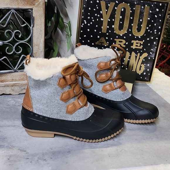 Maurices brand booties NWOT - Picture 2 of 7